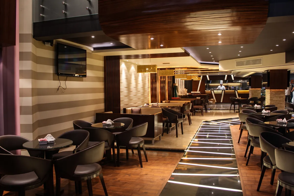 CAST AWAY | CAFE & RESTAURANT